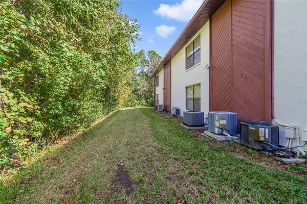$1,100 | 108 Lacosta Lane, Unit 614, Daytona Beach, FL 32114