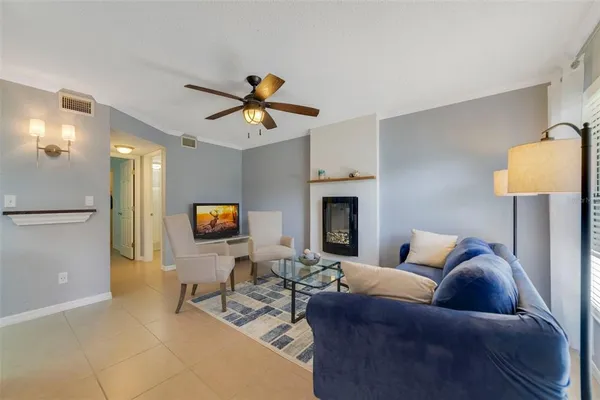 $1,100 | 108 Lacosta Lane, Unit 614, Daytona Beach, FL 32114
