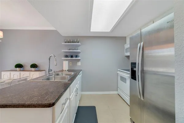 $1,100 | 108 Lacosta Lane, Unit 614, Daytona Beach, FL 32114