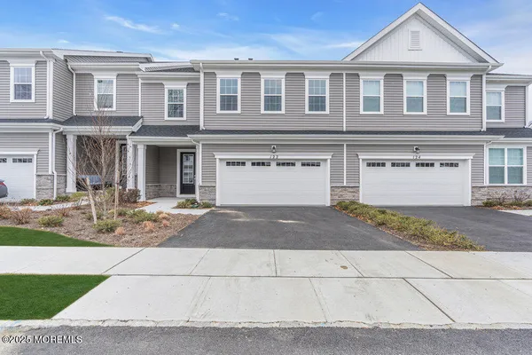$5,250 | 122 Woolley Court, Oakhurst, NJ 07755
