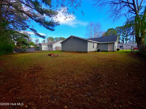 $1,450 | 1035 Spring Villa Drive, Jacksonville, NC 28540