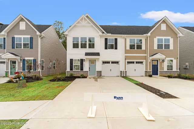 $274,990 | 1439 Pine Log Trail Northeast, Bolivia, NC 28422