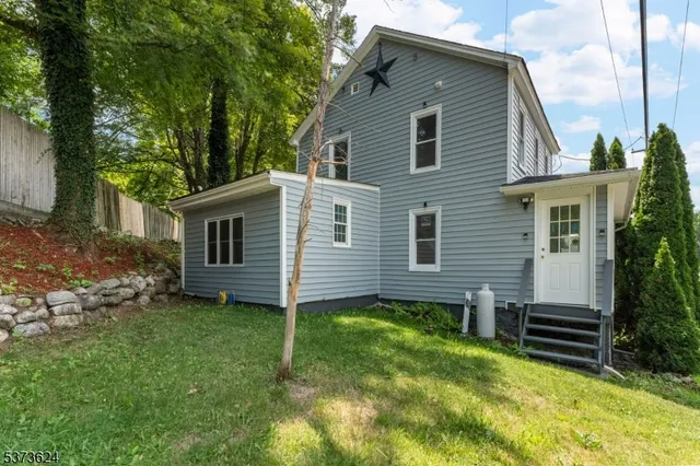 $394,999 | 113 Rt560, Layton, NJ 07851