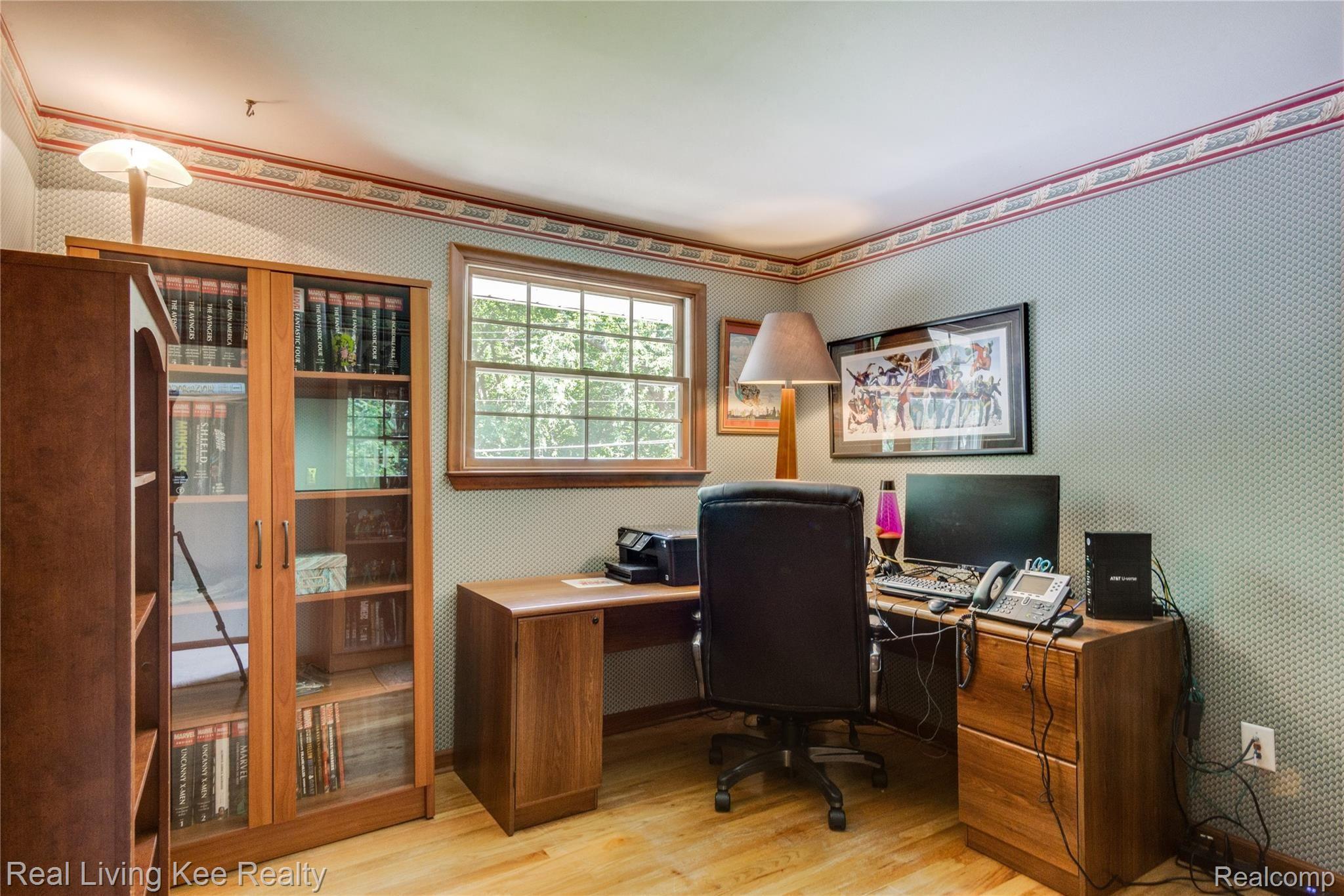 354 Texas Avenue Rochester, MI 48309 - Photo 42 of 62 Interiors (24 of 37).jpg
