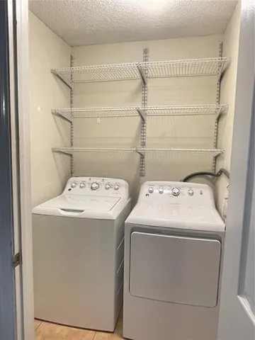 $1,600 | 5065 Park Central Drive, Unit 1611, Orlando, FL 32839