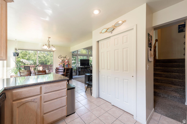 7490 Southcrest Circle Midvale, UT 84047 - Photo 9 of 44