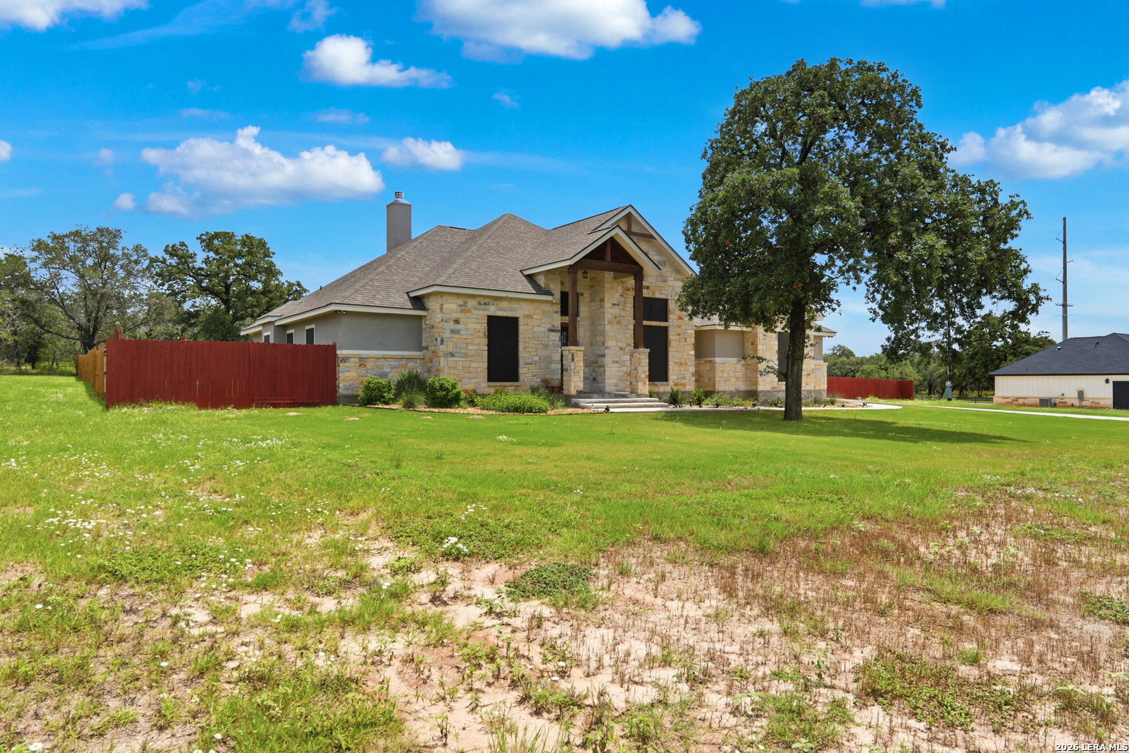 104 Hondo Ridge La Vernia, TX 78121 - Photo 3 of 36