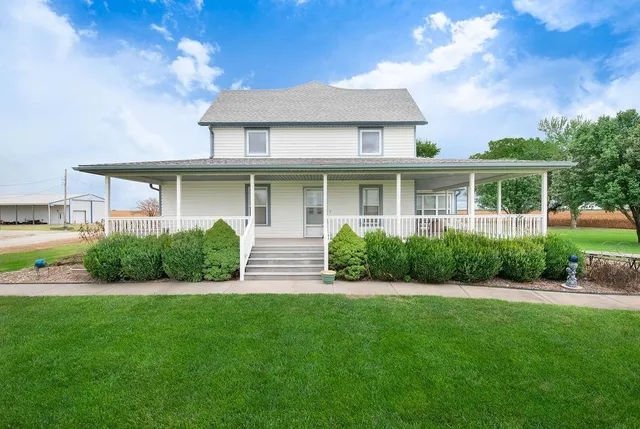 $480,000 | 12668 Northwest Santa Fe Lake Road, Whitewater, KS 67154