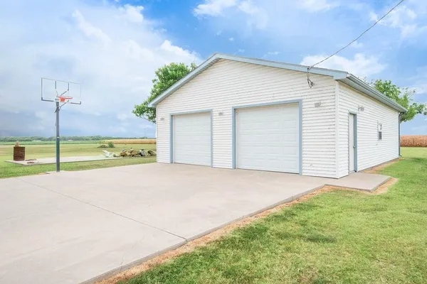 $480,000 | 12668 Northwest Santa Fe Lake Road, Whitewater, KS 67154