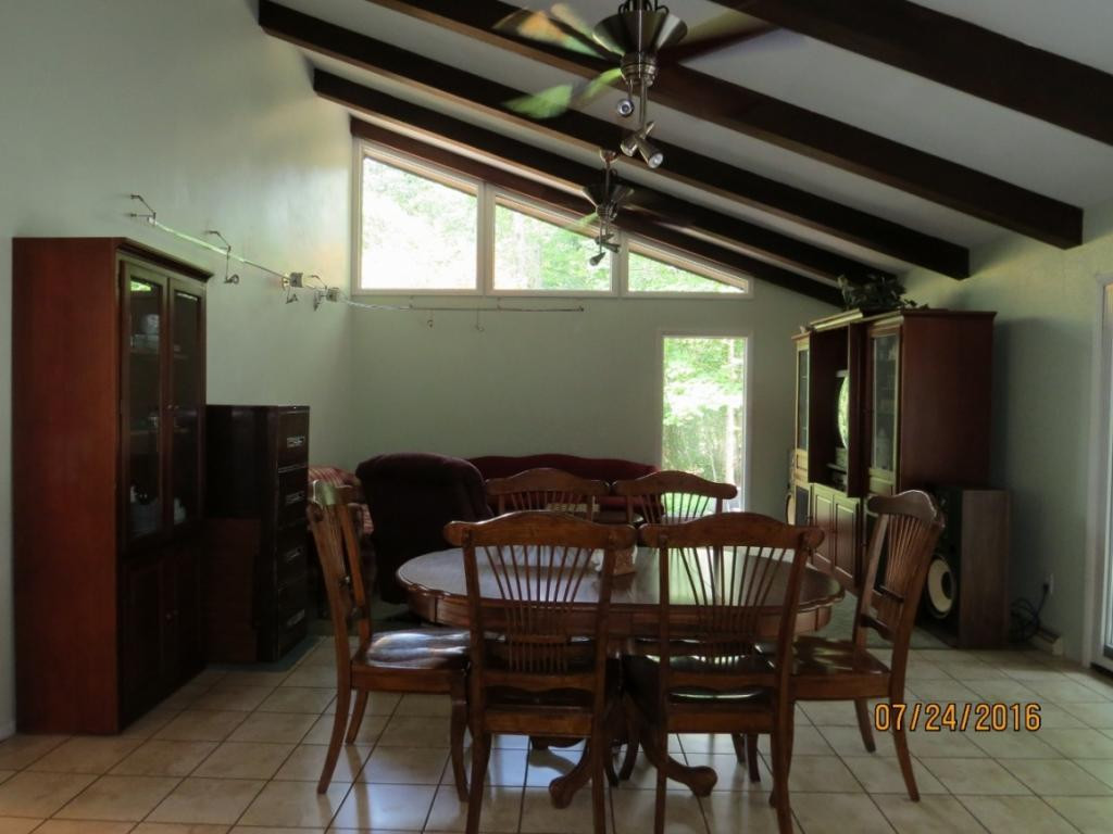 11430 Woodrow Adams Road Pound, VA 24279 - Photo 17 of 36 Great Room