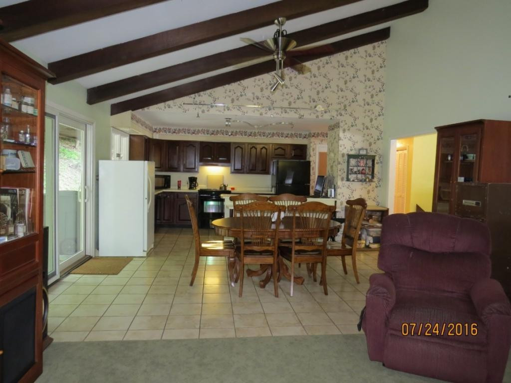 11430 Woodrow Adams Road Pound, VA 24279 - Photo 18 of 36 Great Room