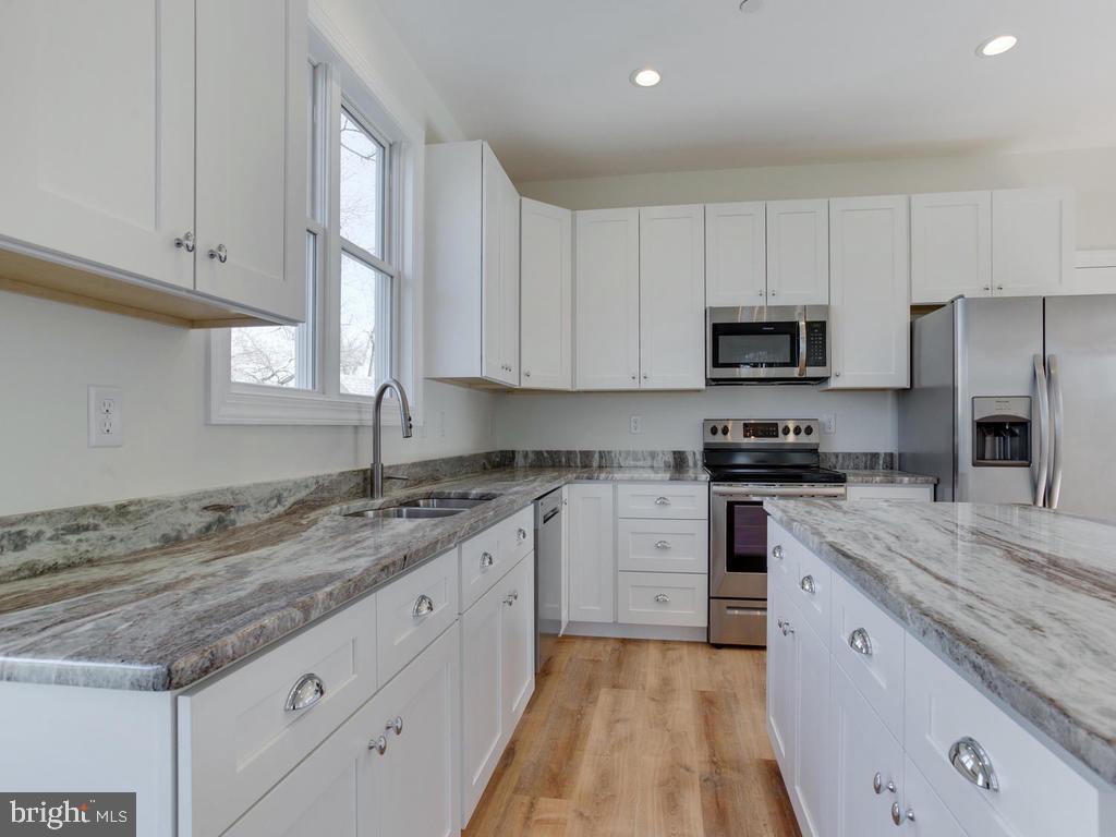 1102 A Collison Road Edgewater, MD 21037 - Photo 6 of 46 Kitchen