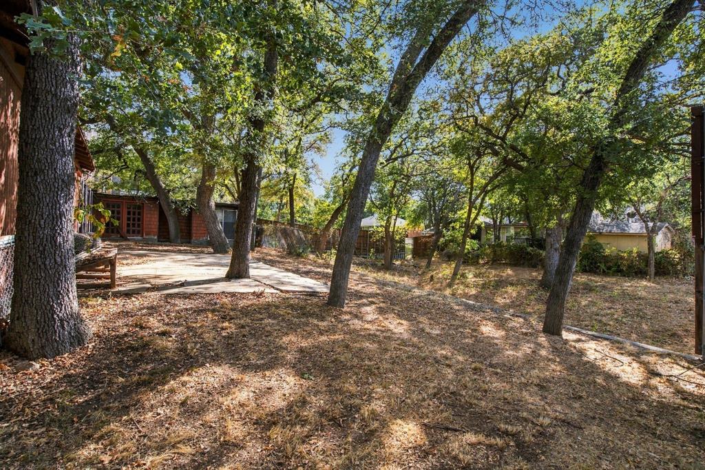 101 South Heartz Road Coppell, TX 75019 - Photo 19 of 40 Gallery Image 19