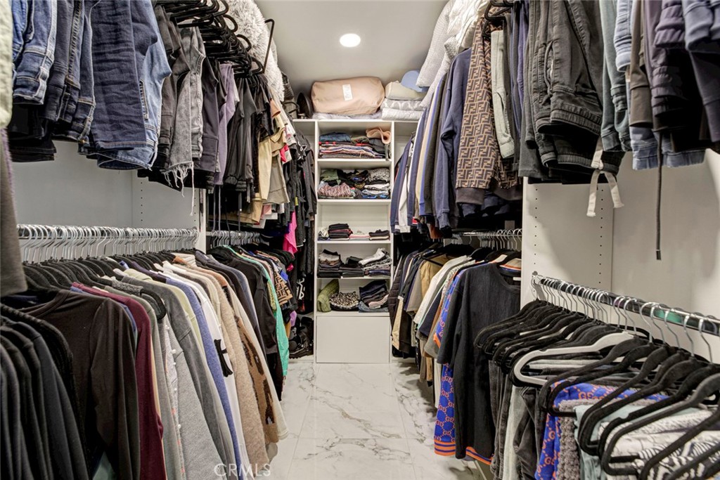 749 Stanford Road Burbank, CA 91504 - Photo 19 of 38