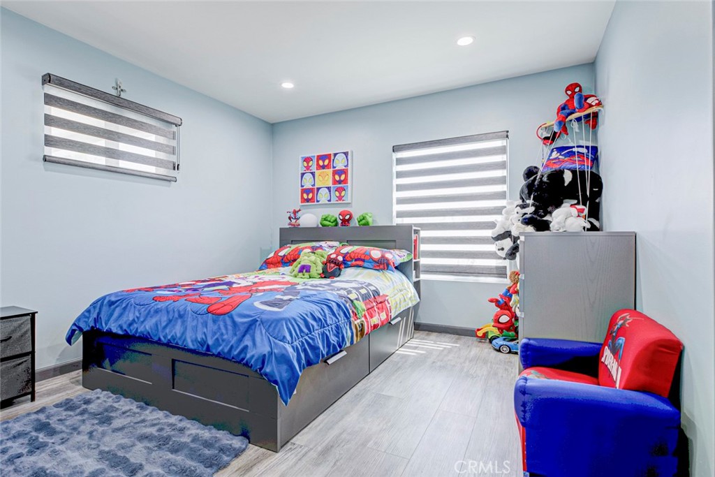 749 Stanford Road Burbank, CA 91504 - Photo 21 of 38