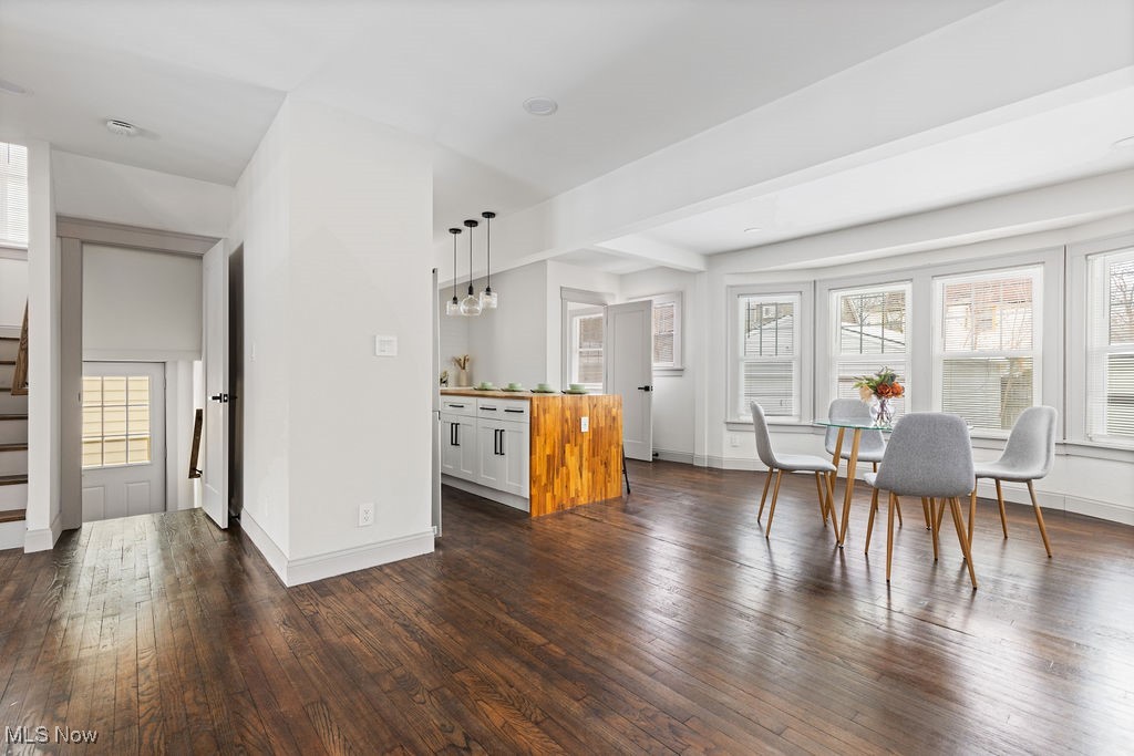 3385 Silsby Road Cleveland, OH 44118 - Photo 3 of 48 Gallery Image 3