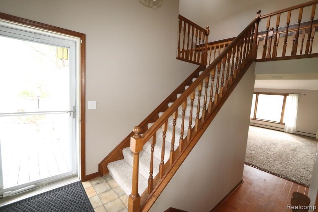9444 Irish Road Grand Blanc, MI 48439 - Photo 5 of 60 IMG_2828.JPG