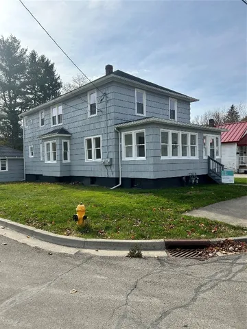 $1,700 | 3312 Lawndale Street, Unit 1, Endwell, NY 13760