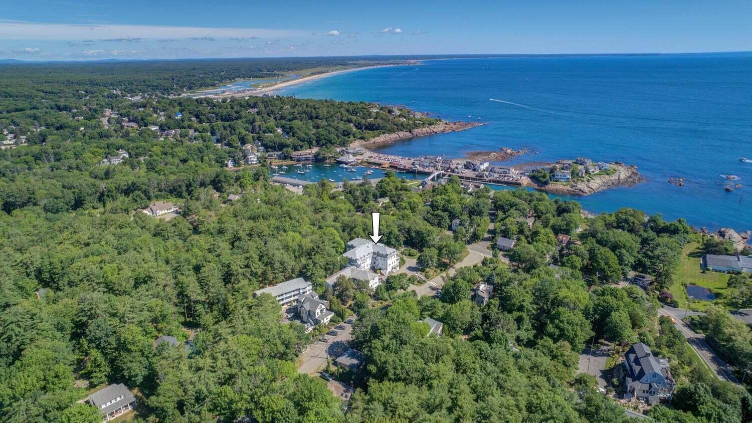 512 Shore Road, Unit 14 Ogunquit, ME 03907 - Photo 3 of 37 20220407002602277860000000-o