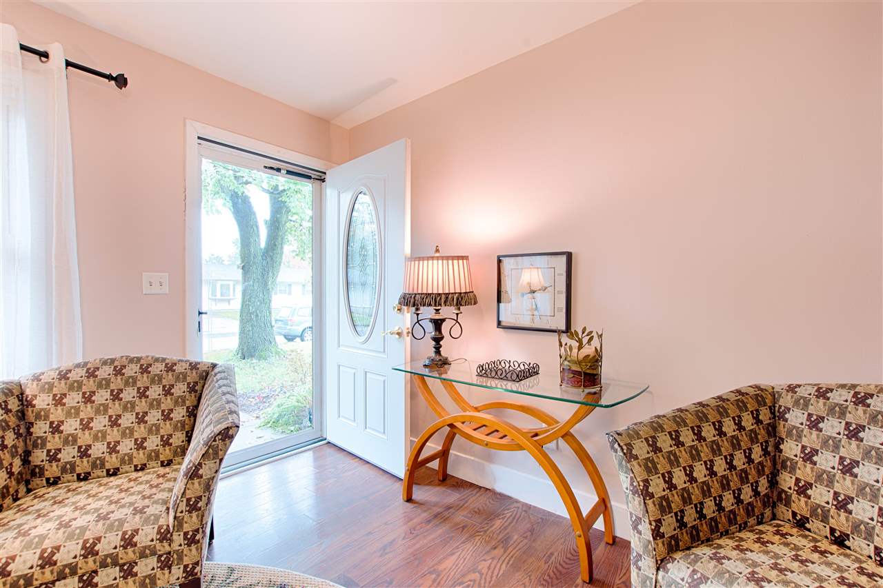 2425 Lexington Road Evansville, IN 47720 - Photo 12 of 33 Gallery Image 12