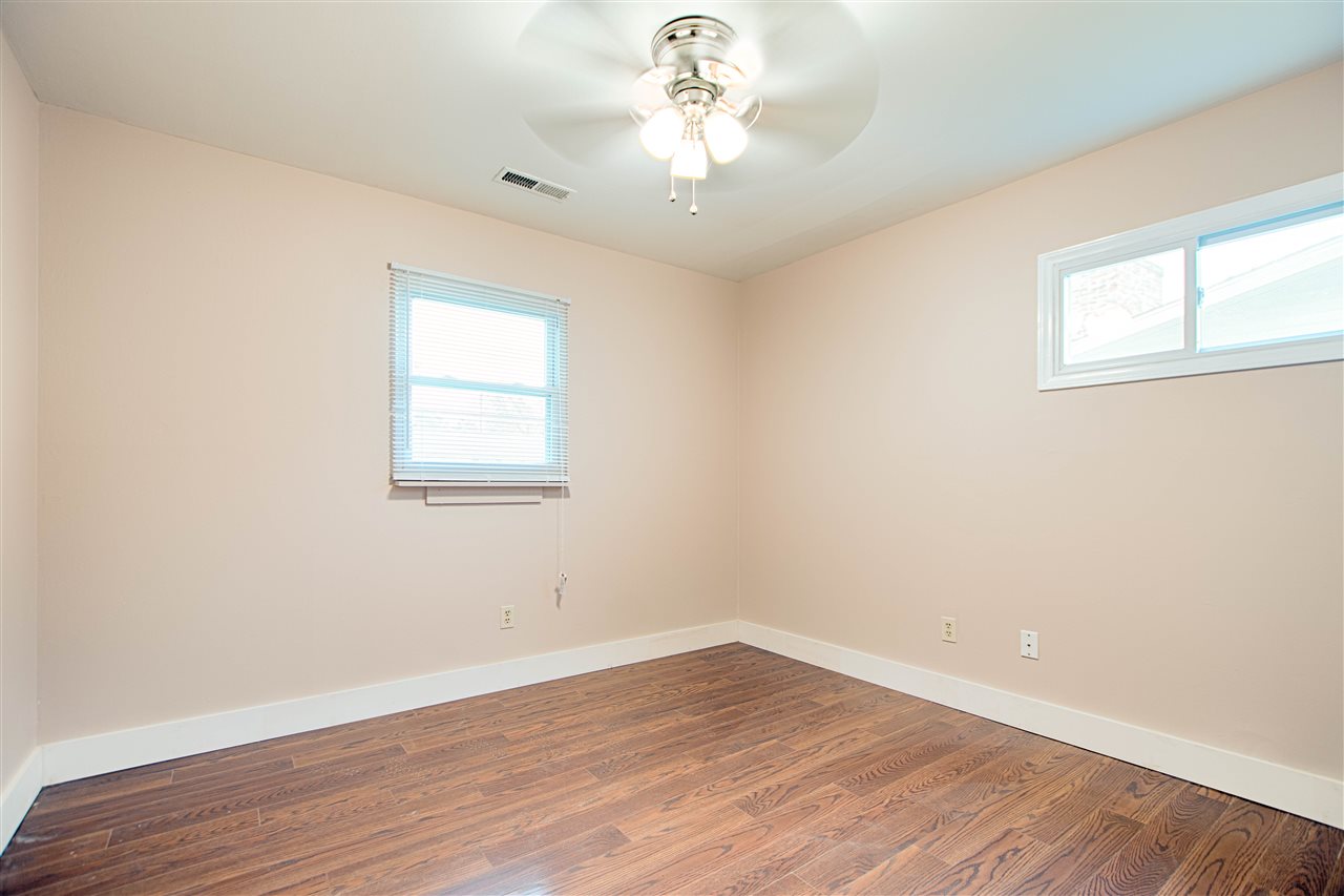 2425 Lexington Road Evansville, IN 47720 - Photo 17 of 33 Gallery Image 17