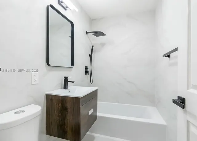 $534,900 | 6850 Northwest 2nd Avenue, Unit 34, Boca Raton, FL 33487