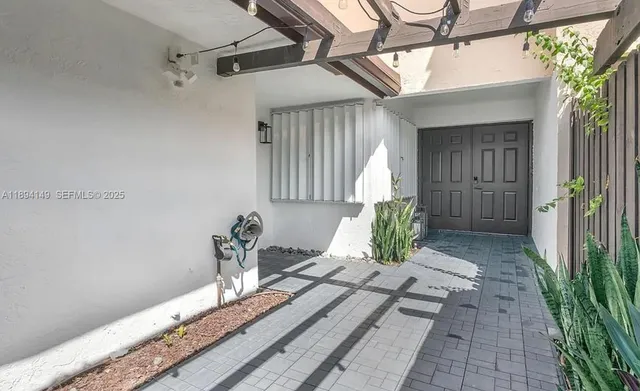 $534,900 | 6850 Northwest 2nd Avenue, Unit 34, Boca Raton, FL 33487