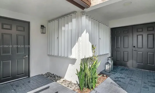 $534,900 | 6850 Northwest 2nd Avenue, Unit 34, Boca Raton, FL 33487