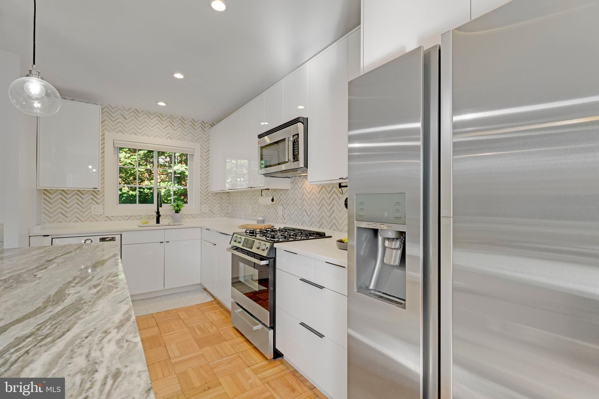 1731 Preston Road, Unit 960 Alexandria, VA 22302 - Photo 13 of 17