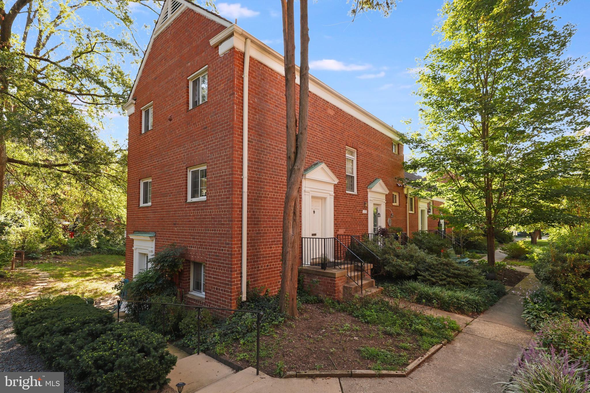 1731 Preston Road, Unit 960 Alexandria, VA 22302 - Photo 4 of 17
