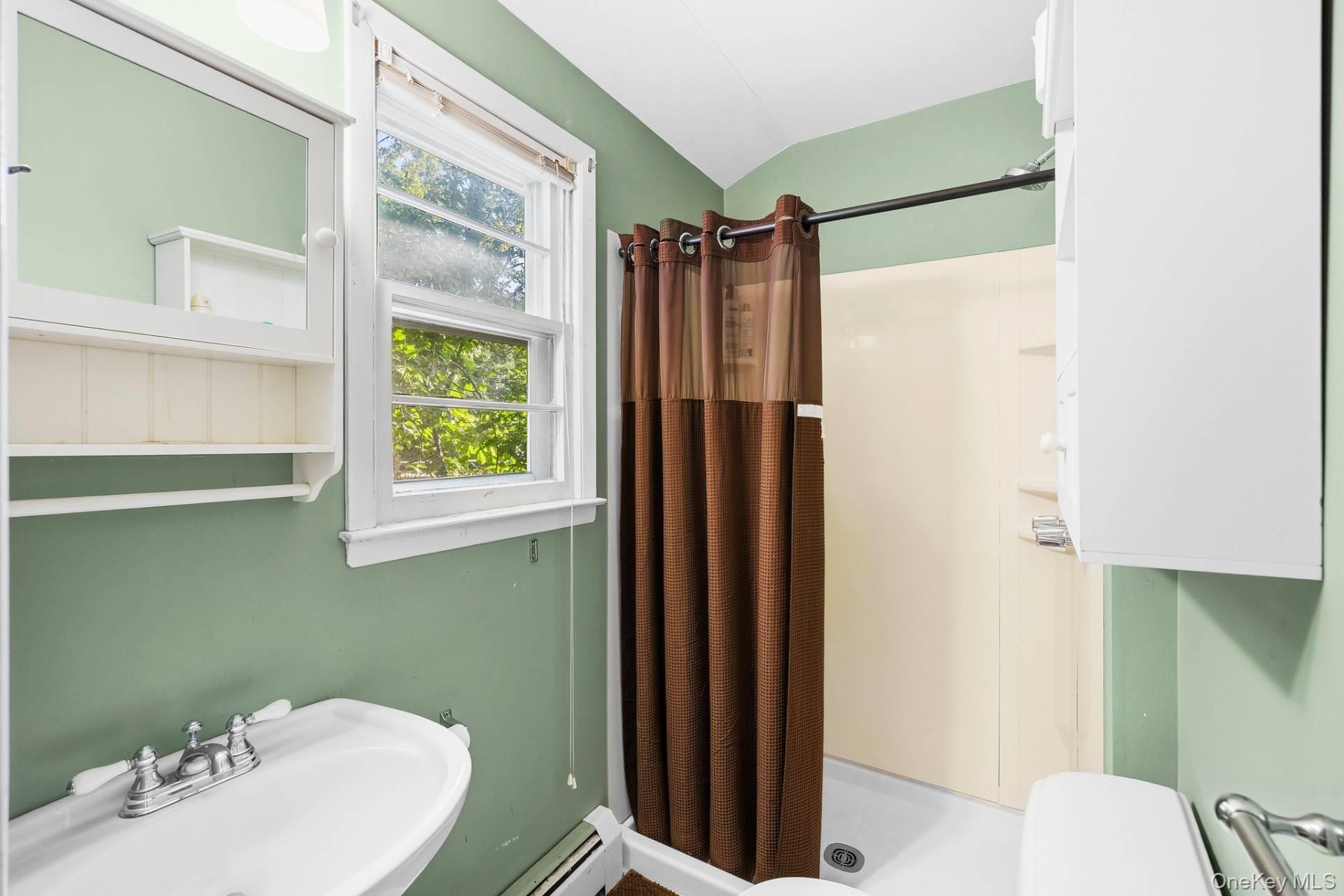 2 Easterly Road Hampton Bays, NY 11946 - Photo 14 of 24 Gallery Image 14