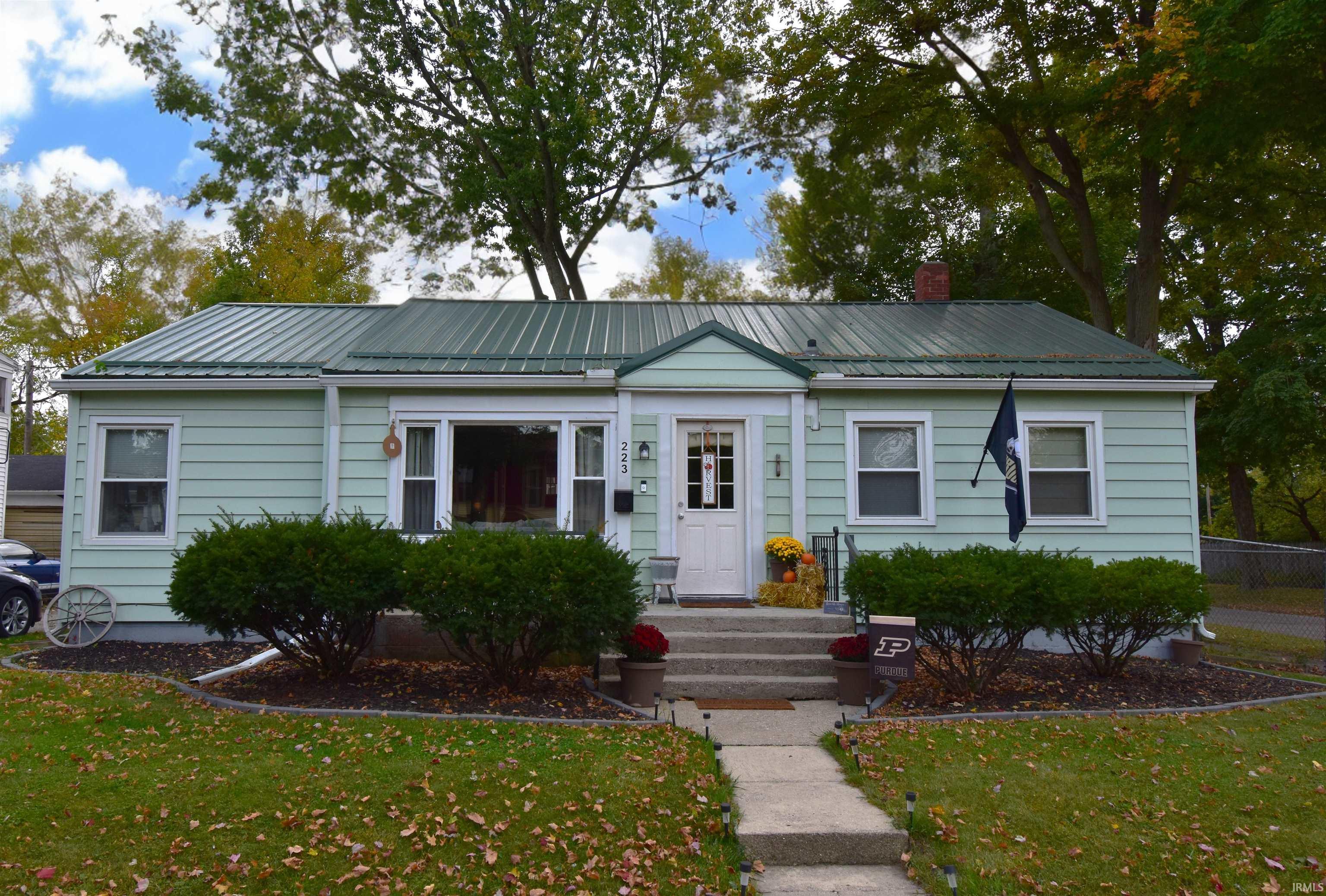 223 West 11th Street Rochester, IN 46975 - Photo 1 of 24
