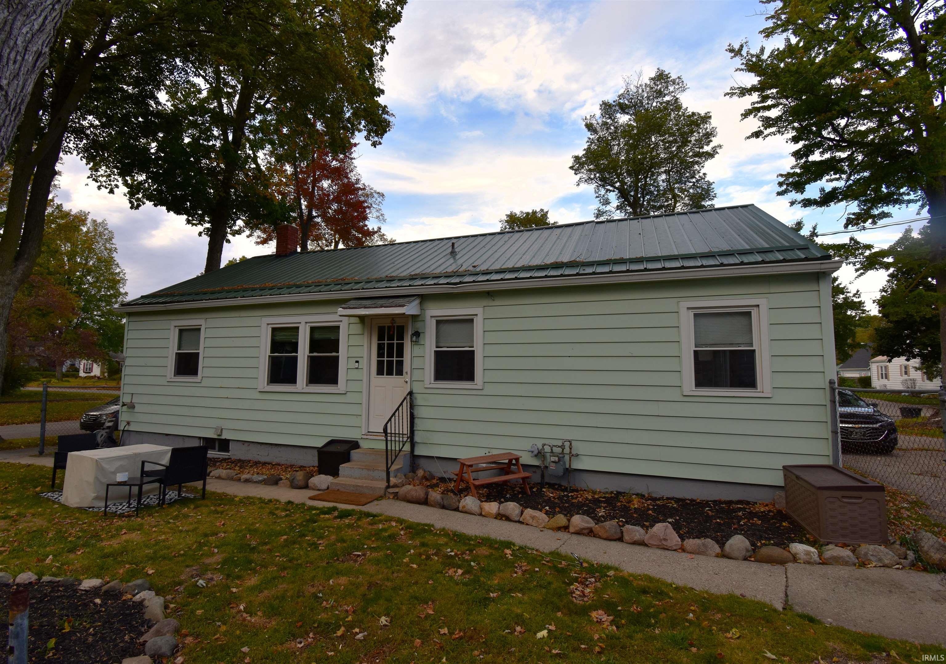 223 West 11th Street Rochester, IN 46975 - Photo 23 of 24