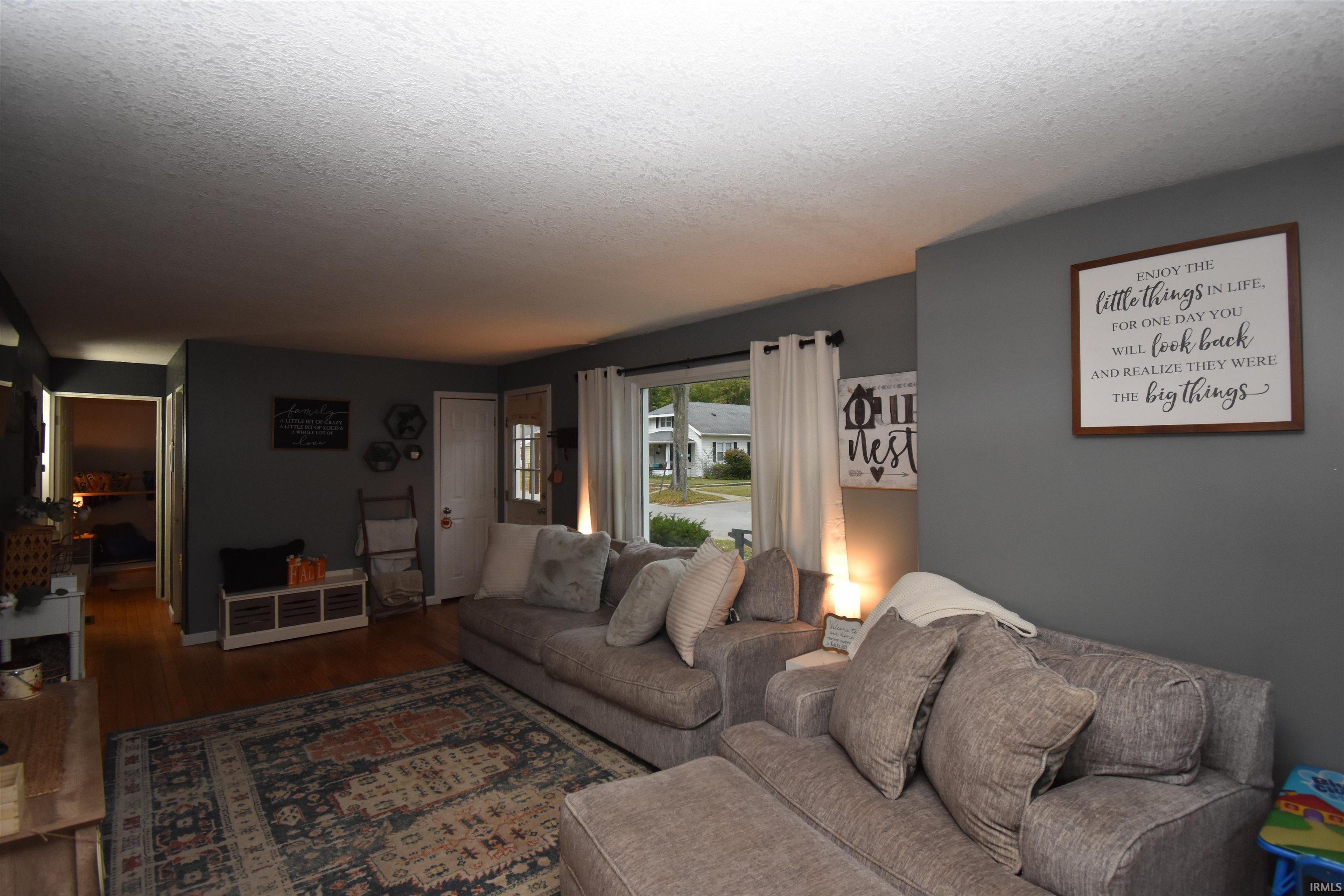 223 West 11th Street Rochester, IN 46975 - Photo 4 of 24