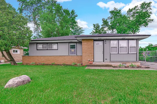 $219,999 | 16158 Plymouth Drive, Markham, IL 60428