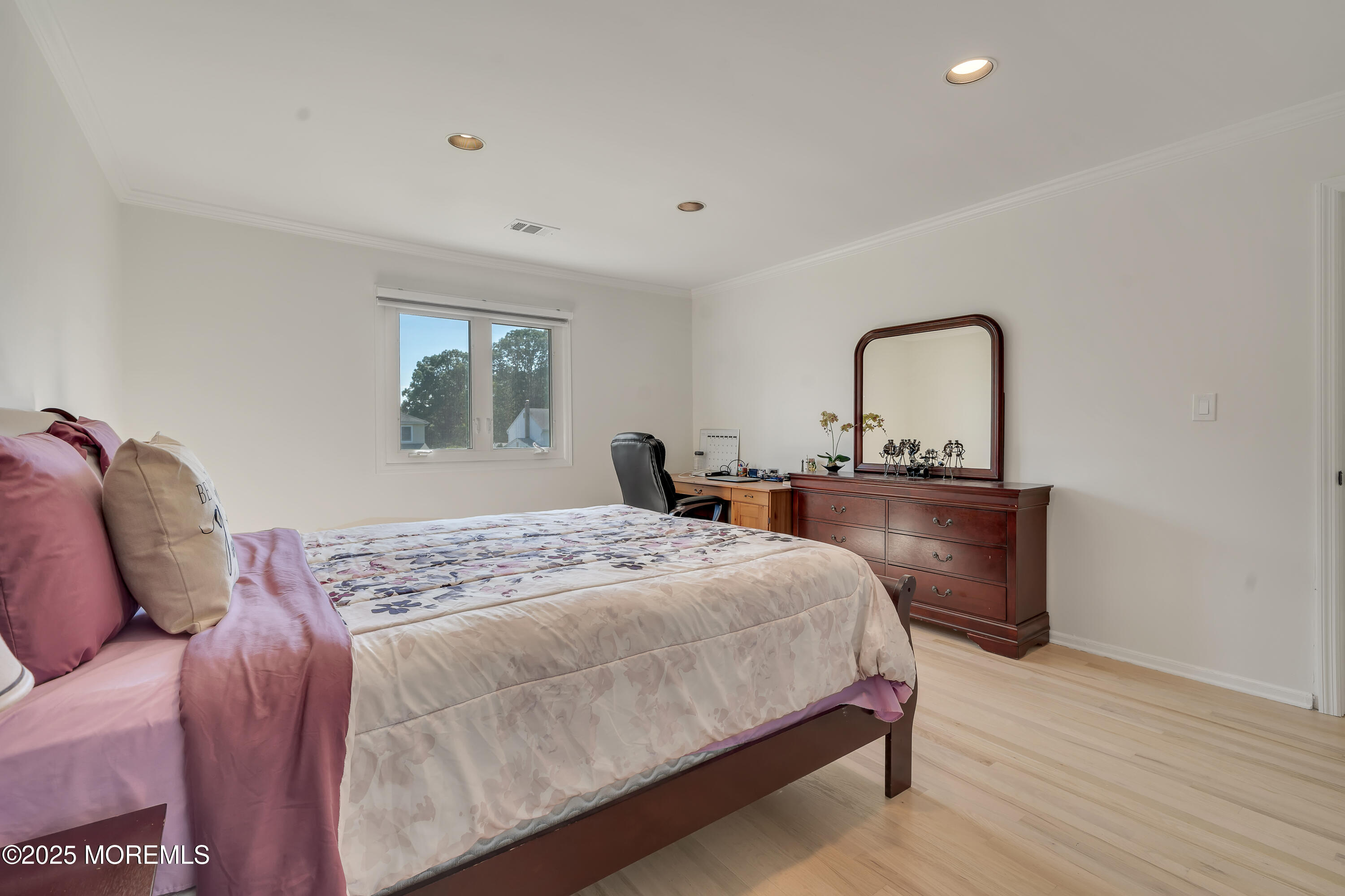 18 Rowena Road Manalapan, NJ 07726 - Photo 23 of 42 DSC08735