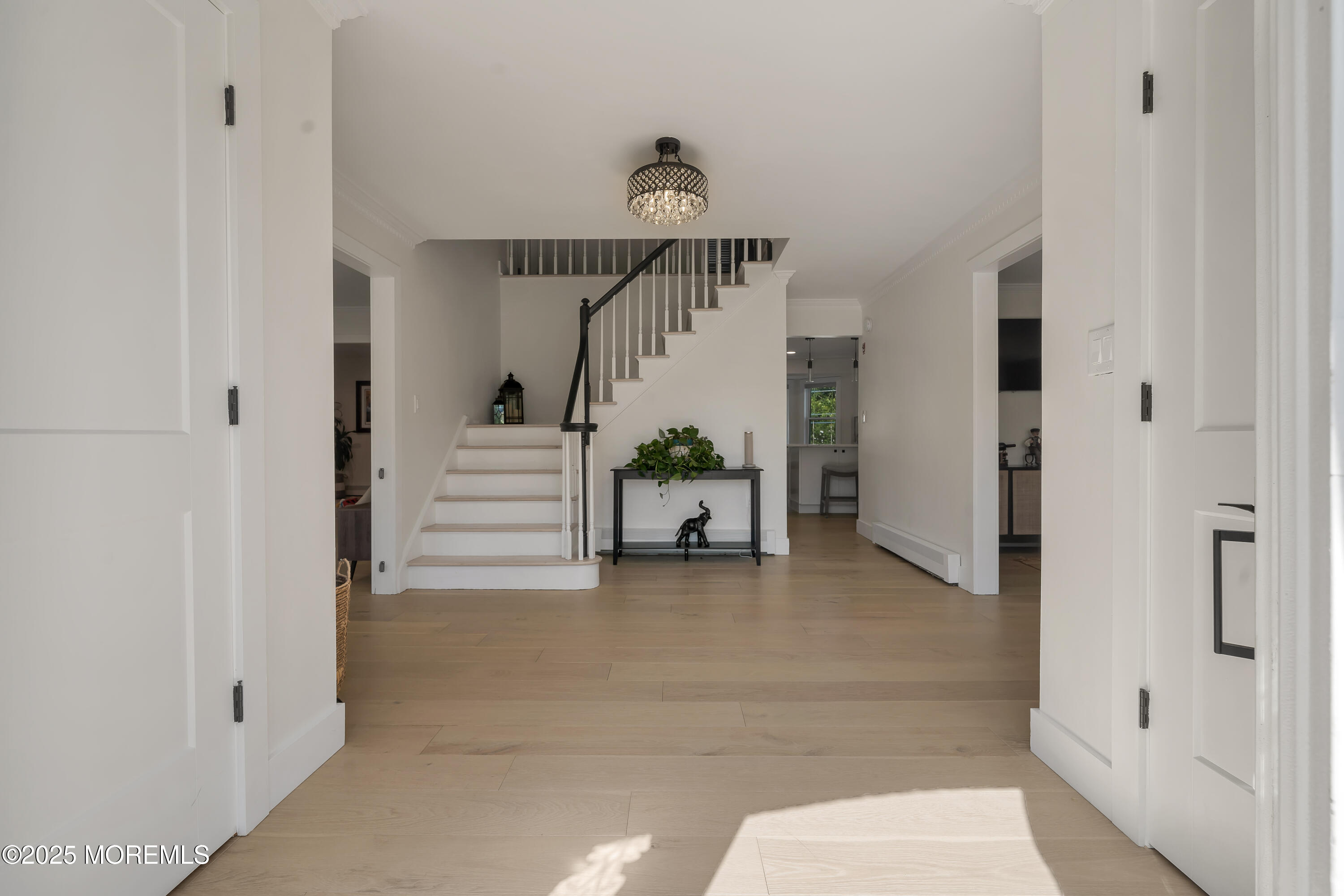 18 Rowena Road Manalapan, NJ 07726 - Photo 5 of 42 DSC08619