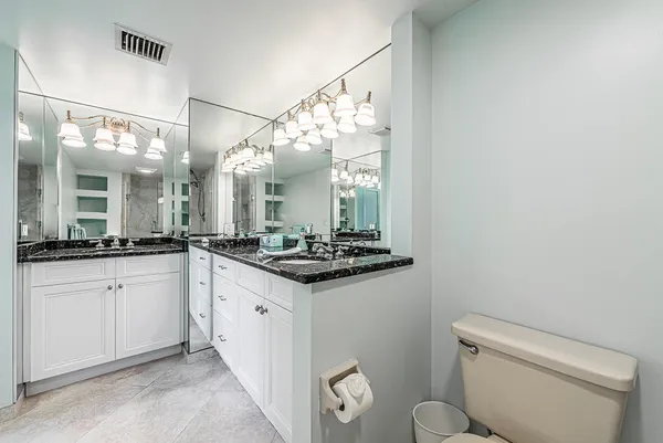 $4,000 | 1055 Ocean Drive, Unit 202, Juno Beach, FL 33408
