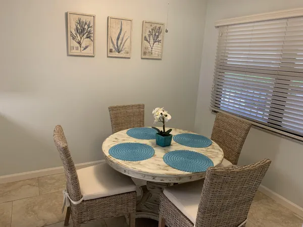 $4,000 | 1055 Ocean Drive, Unit 202, Juno Beach, FL 33408