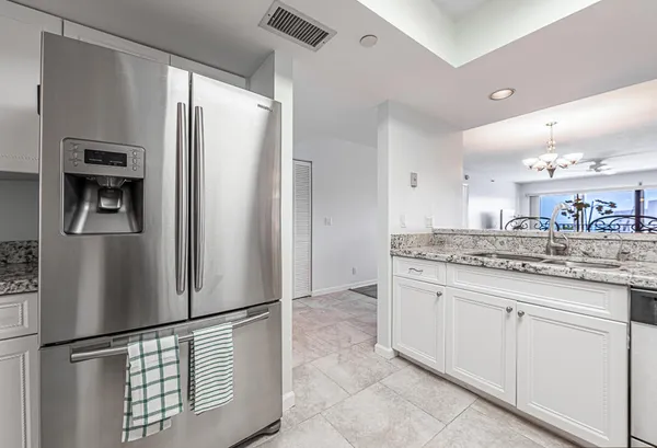 $4,000 | 1055 Ocean Drive, Unit 202, Juno Beach, FL 33408
