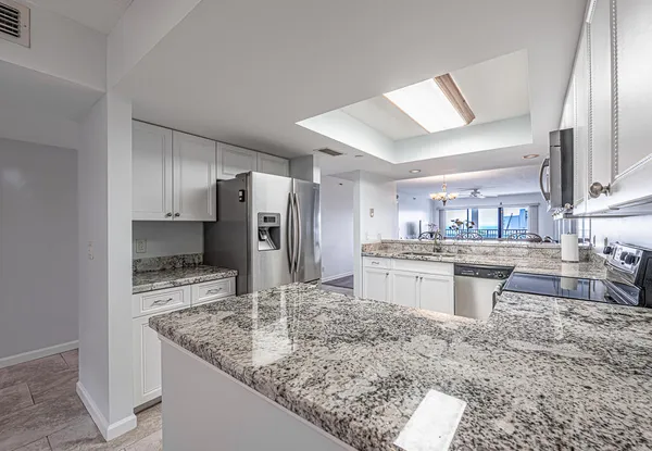 $4,000 | 1055 Ocean Drive, Unit 202, Juno Beach, FL 33408