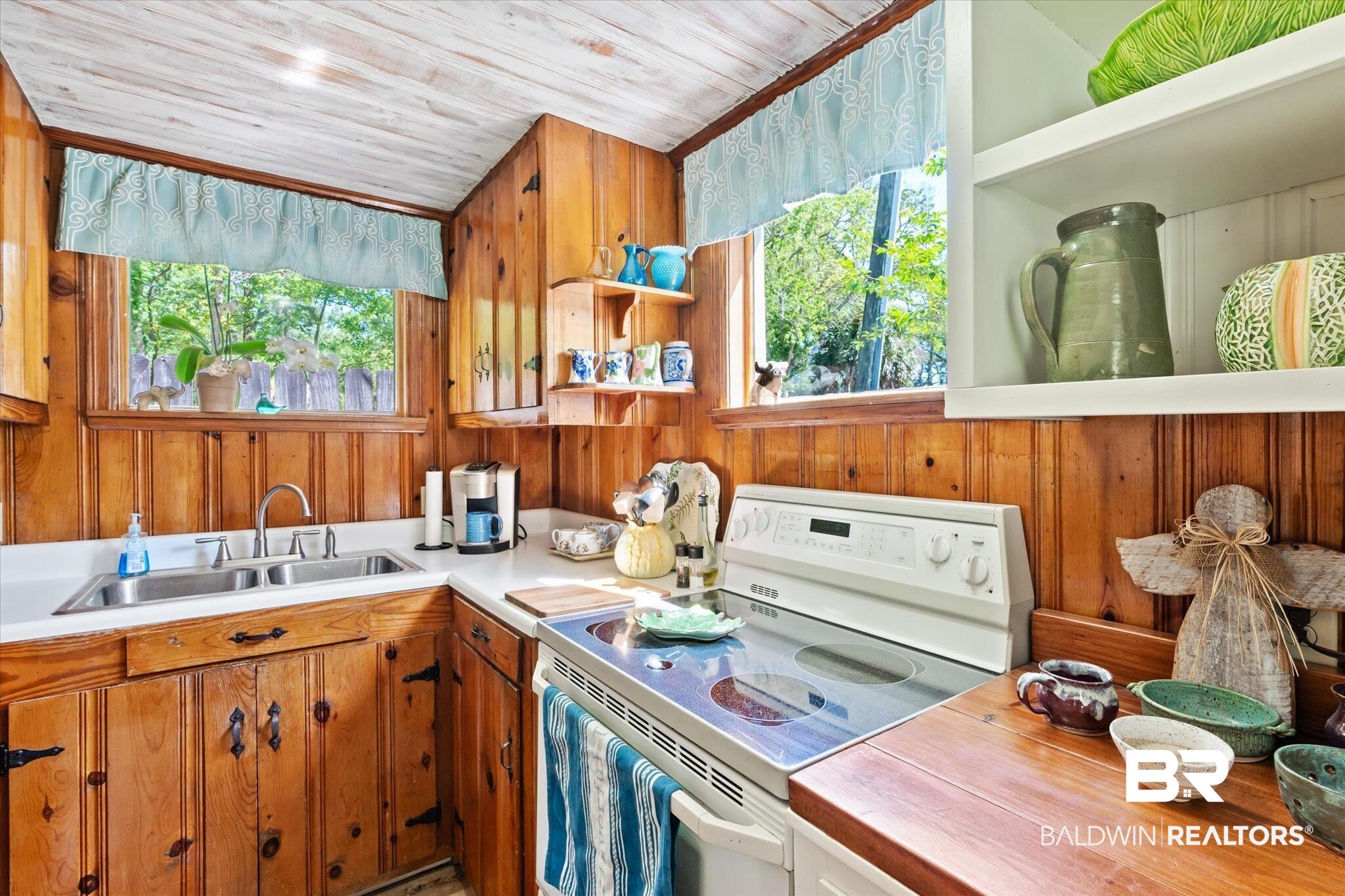 7047 Bay Road Mobile, AL 36605 - Photo 48 of 56 Guest Kitchen