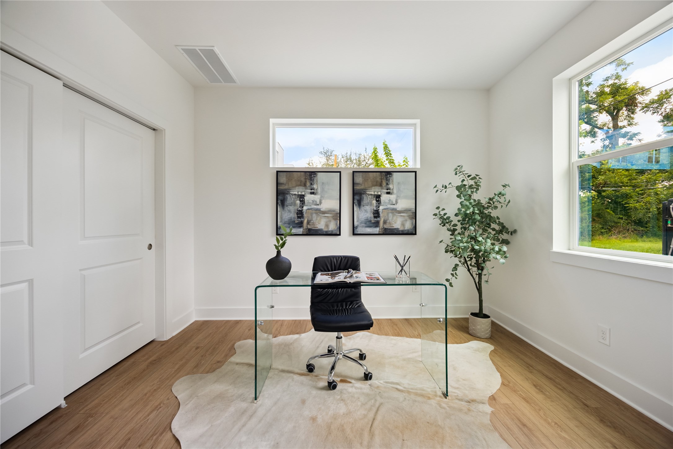 835 Rachel Street, Unit D Houston, TX 77091 - Photo 16 of 22 1st Floor Bedroom