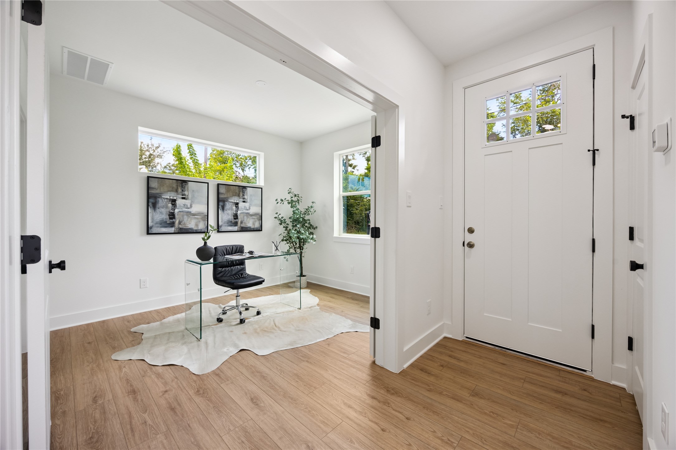 835 Rachel Street, Unit D Houston, TX 77091 - Photo 17 of 22 1st Floor Bedroom