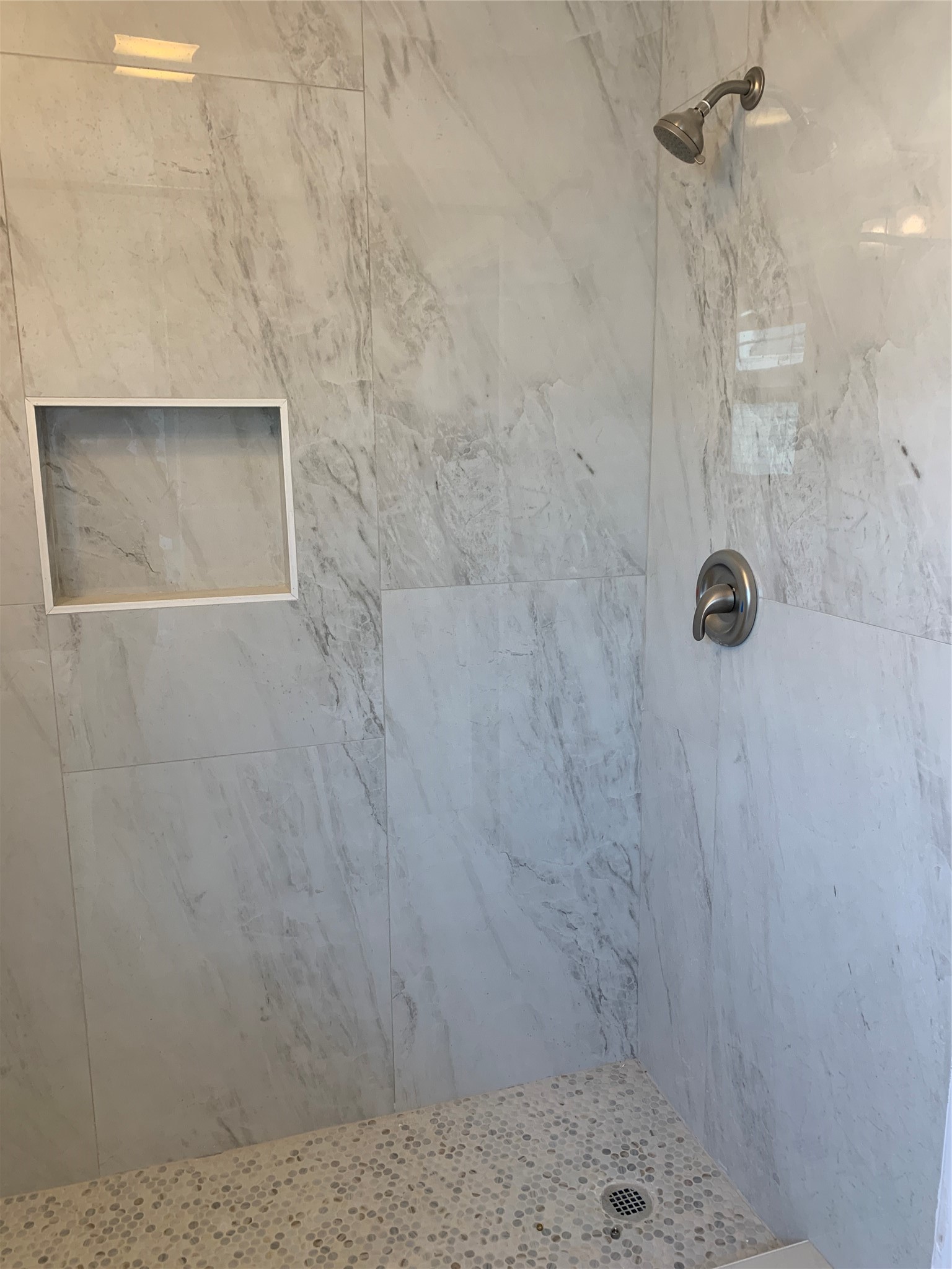 307 Avondale Street, Unit 1 5 Houston, TX 77006 - Photo 15 of 20 a bathroom with a shower
