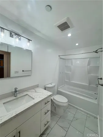 $3,850 | 8109 Cole Street, Unit 8113 1/2, Downey, CA 90242