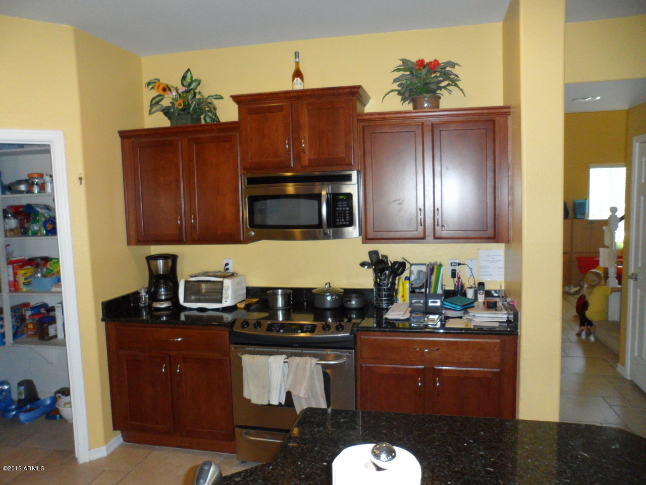 2014 West Davis Road Phoenix, AZ 85023 - Photo 9 of 22