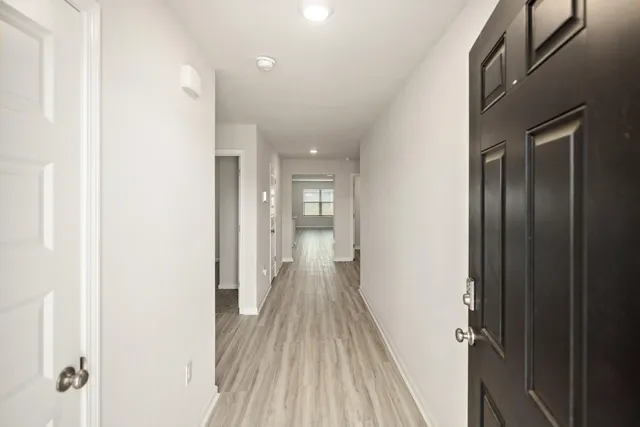 $1,995 | 924 Sandbar Loop, Crestview, FL 32539