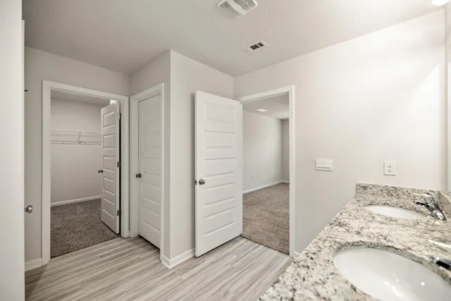 $1,995 | 924 Sandbar Loop, Crestview, FL 32539