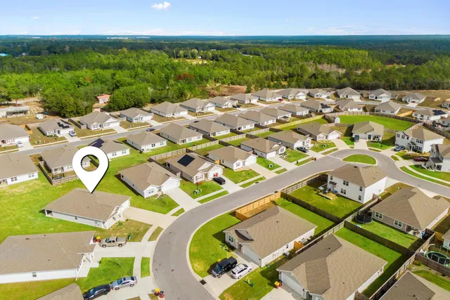 $1,995 | 924 Sandbar Loop, Crestview, FL 32539